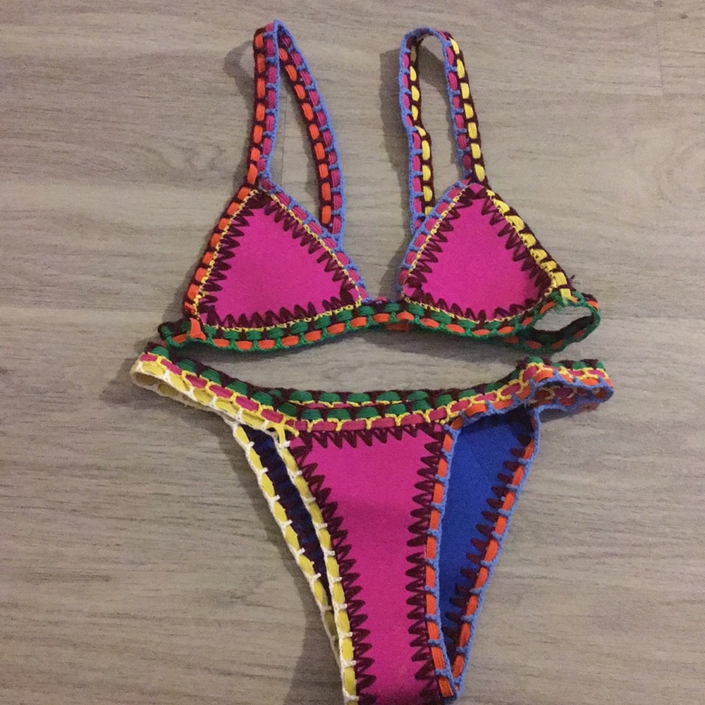 Reversible multi colored bikini - Picture 3 of 3
